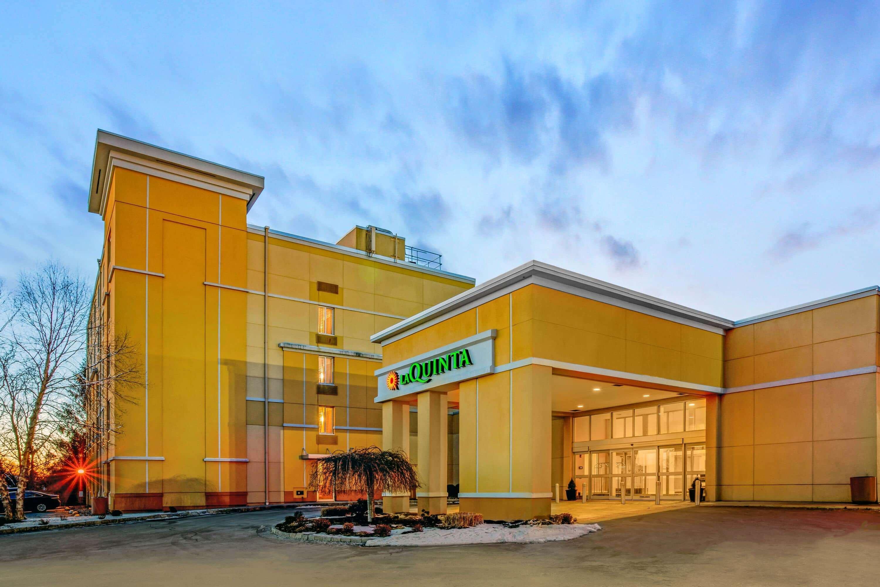 La Quinta By Wyndham Danbury Hotel Ngoại thất bức ảnh