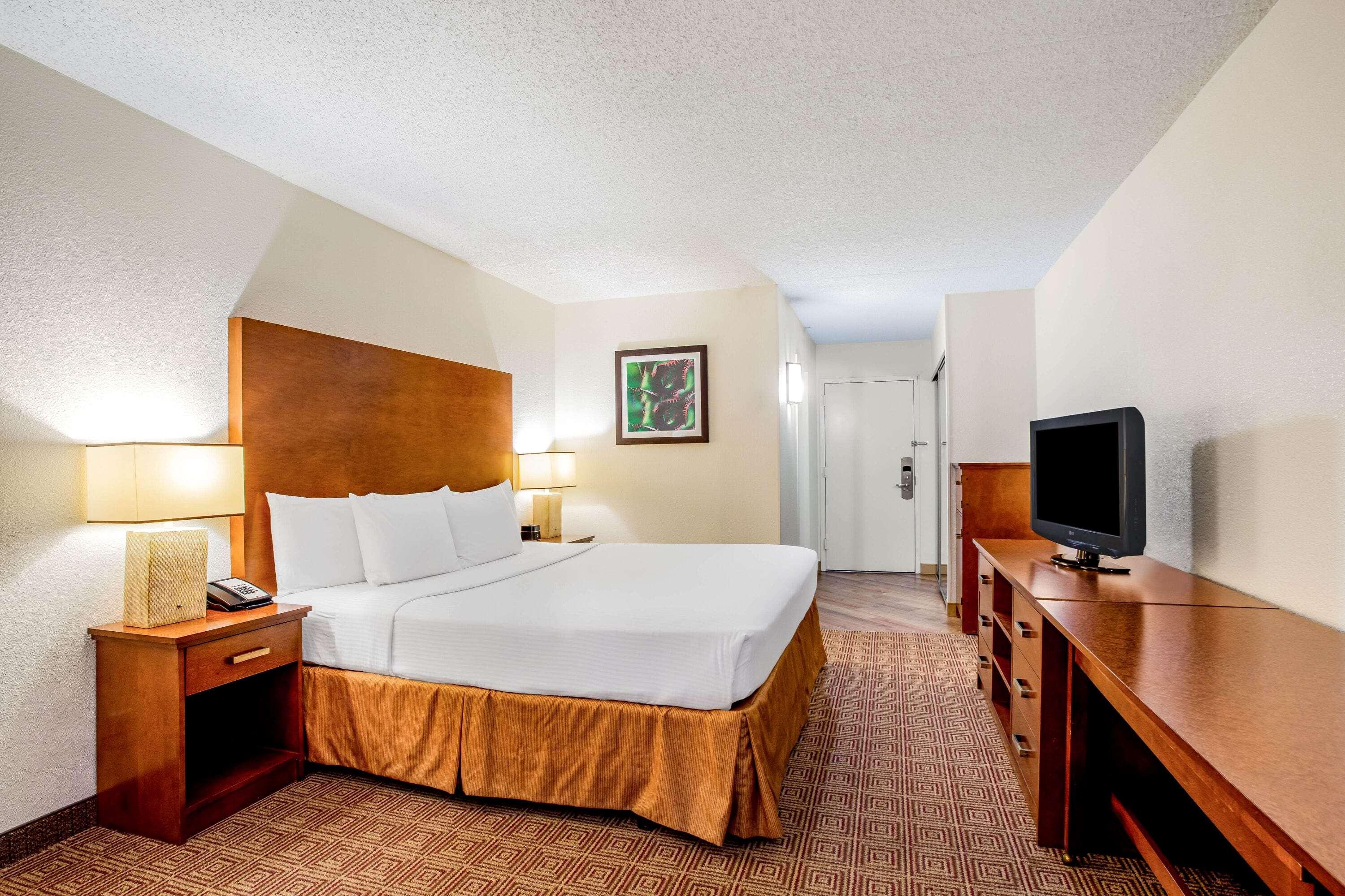 La Quinta By Wyndham Danbury Hotel Ngoại thất bức ảnh